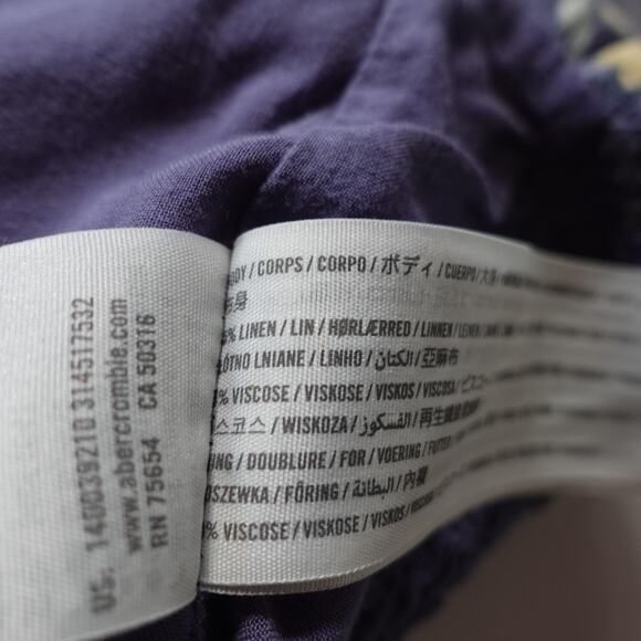 Abercrombie & Fitch Tank Top Womens Large Blue Lemon Linen Cropped Smocked - Picture 9 of 9